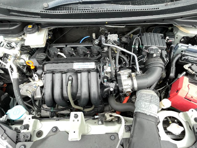 UZ0048524421_30_001.jpg