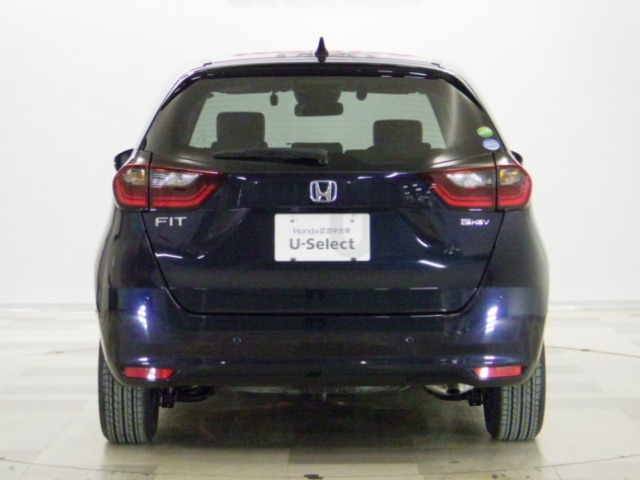 UZ0048339894_5_001.jpg