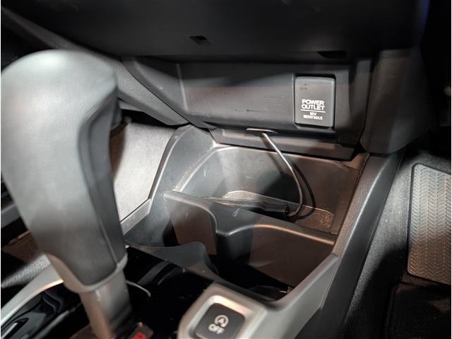 UJ0048529680_42_001.jpg