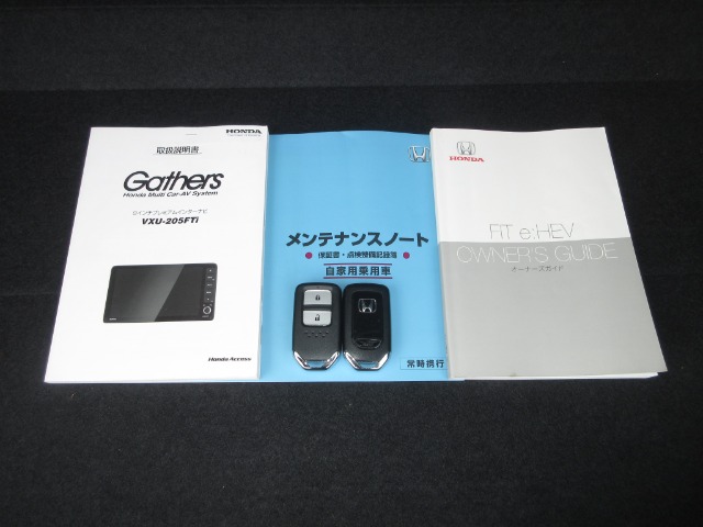 UZ0048470911_30_003.jpg