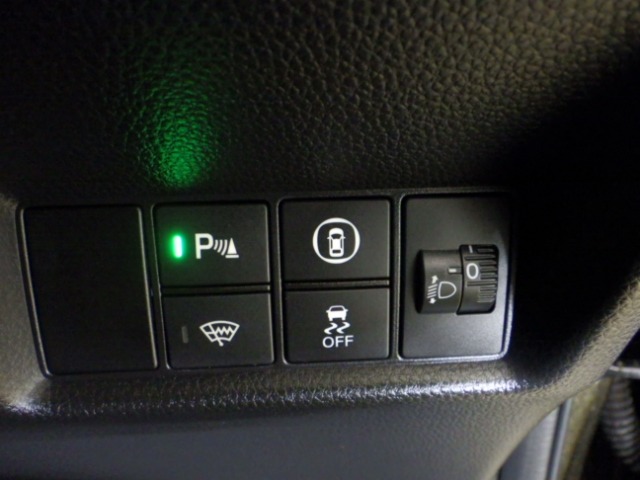 UZ0047911880_6_002.jpg