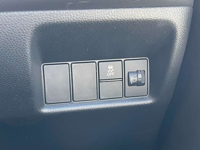 U00046582868_48_002.jpg