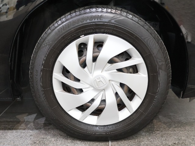 UZ0048544910_34_001.jpg