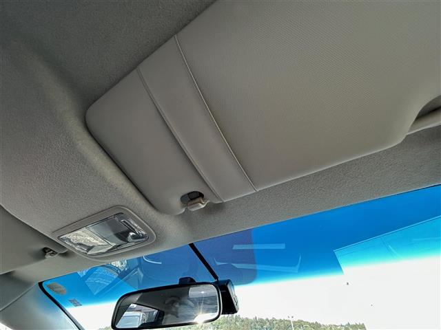 UZ0048433456_47_002.jpg