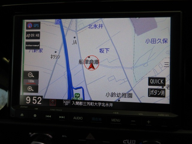 UZ0048542337_7_001.jpg