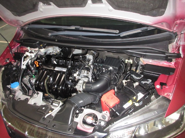 UZ0047980485_31_001.jpg