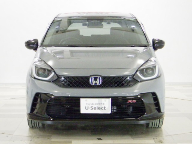 UZ0048417431_7_001.jpg