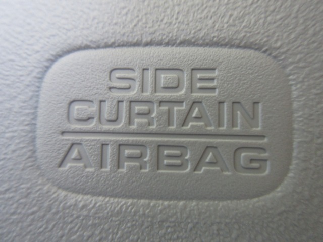 UZ0048401530_13_003.jpg