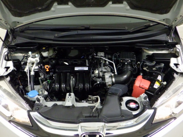 UZ0048085167_30_001.jpg