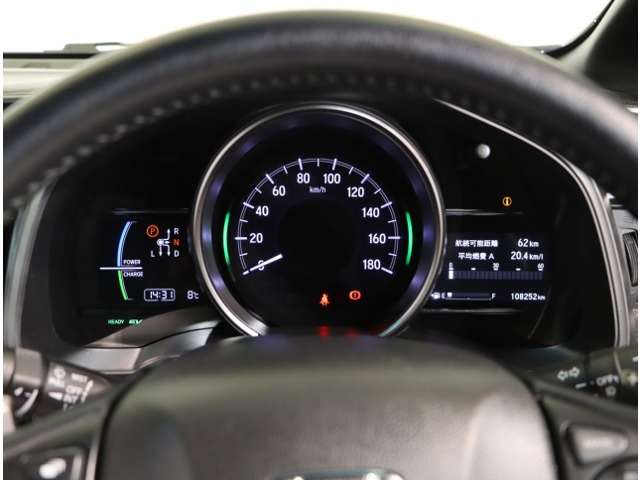 UZ0048223108_16_003.jpg