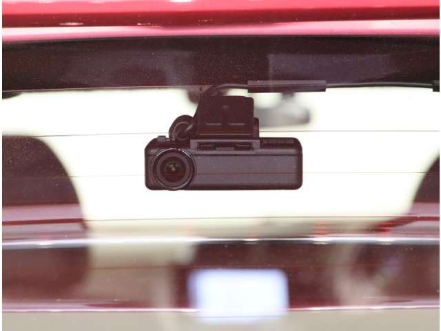 UZ0048223108_46_003.jpg