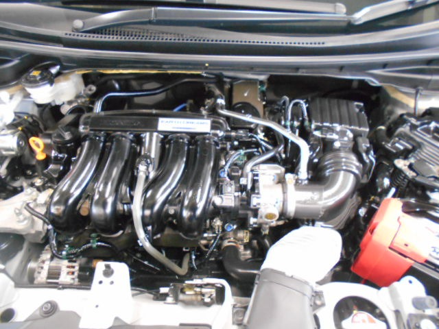 UZ0048386622_30_001.jpg