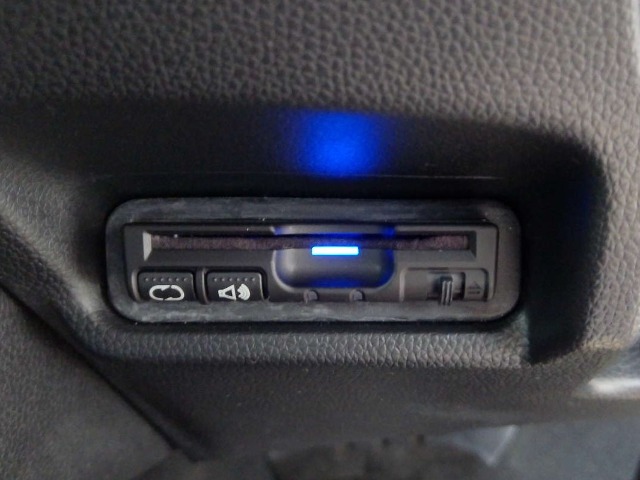 U00048513365_10_001.jpg