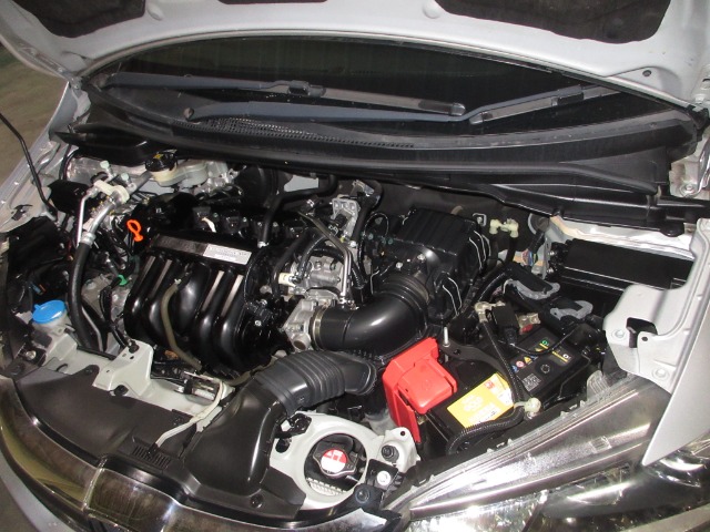 UZ0048264512_1_002.jpg