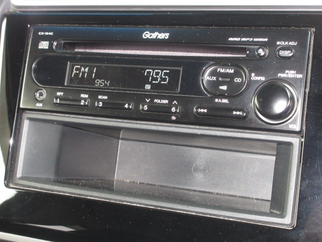 UZ0048264512_3_002.jpg