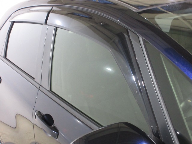 UZ0048366088_7_001.jpg