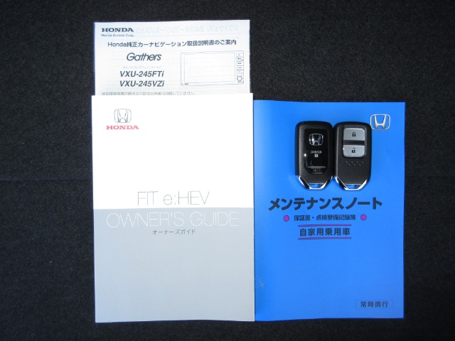 UZ0047983210_16_002.jpg