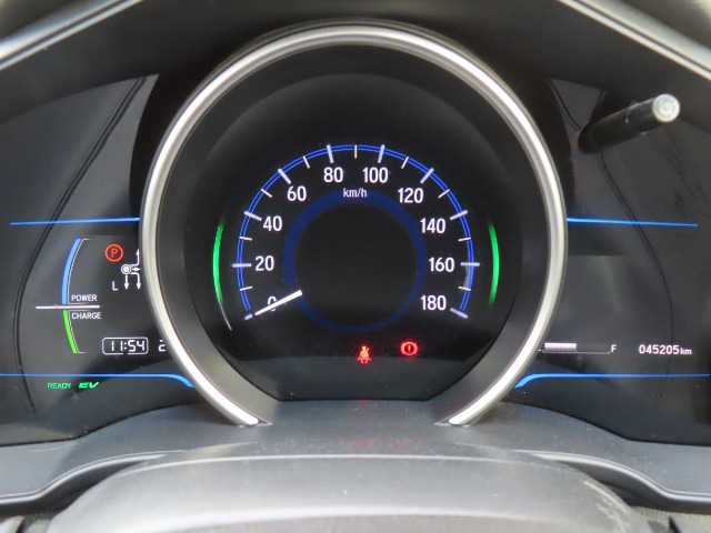 UZ0047158233_57_001.jpg