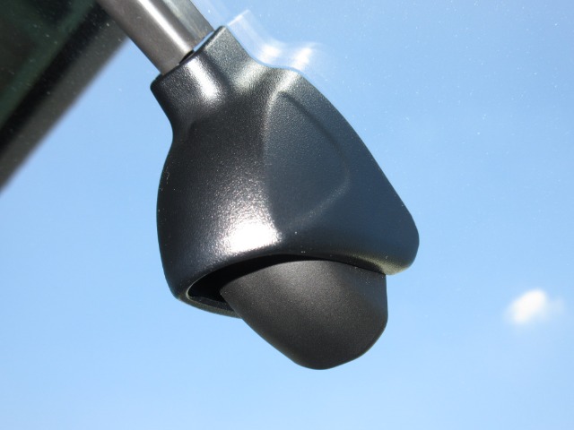 UZ0047983588_3_002.jpg