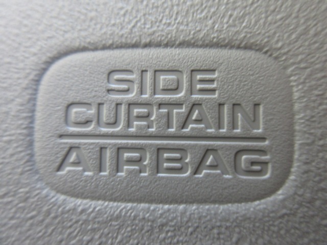 UZ0048106290_9_002.jpg