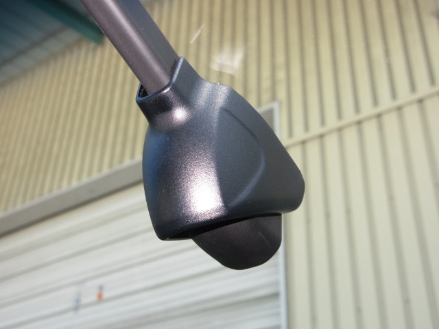 UZ0048564832_3_001.jpg