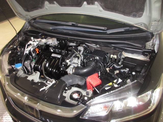 UZ0048329989_2_002.jpg