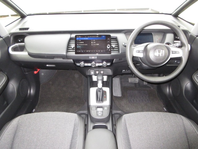 UZ0048493550_9_001.jpg