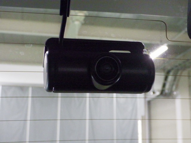 UZ0047778653_6_001.jpg