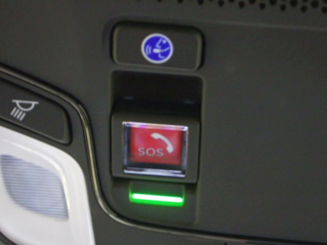 UZ0047778653_7_001.jpg