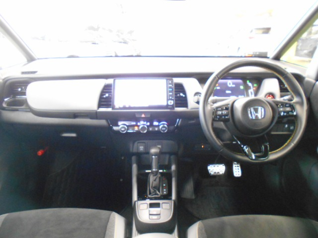 UZ0048490497_2_001.jpg