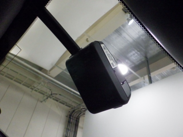 UZ0048490490_2_001.jpg