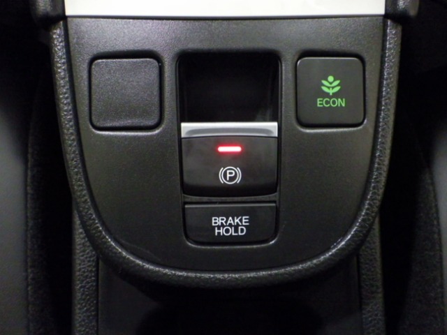 UZ0048490490_35_001.jpg