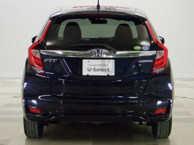 UZ0047835961_15_001.jpg