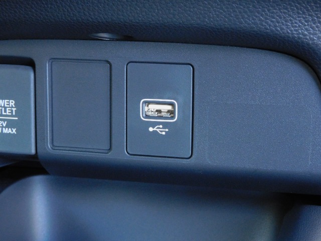 U00047870555_8_001.jpg