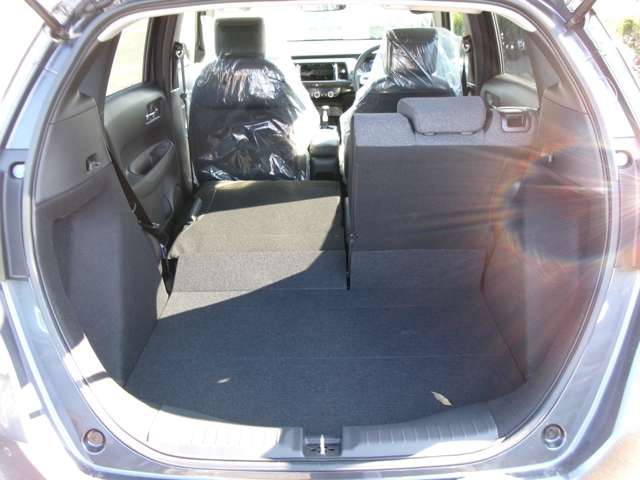 U00048567229_49_001.jpg