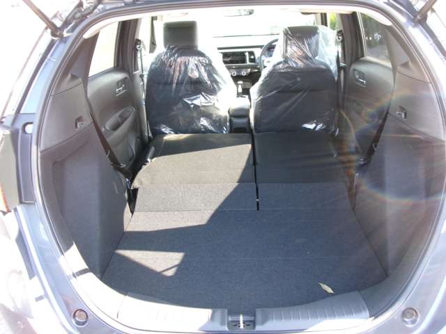 U00048567229_50_001.jpg