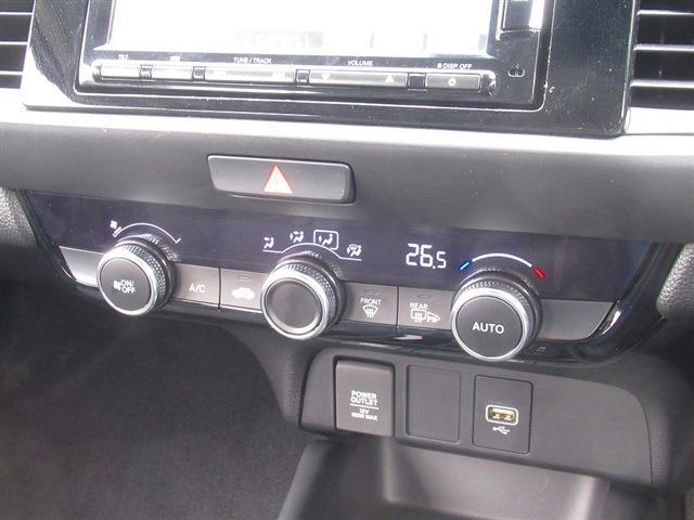 UJ0048240188_45_001.jpg