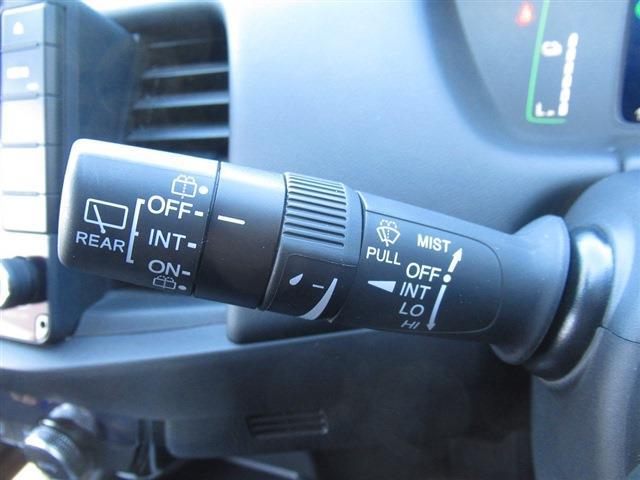 UJ0048261108_41_001.jpg