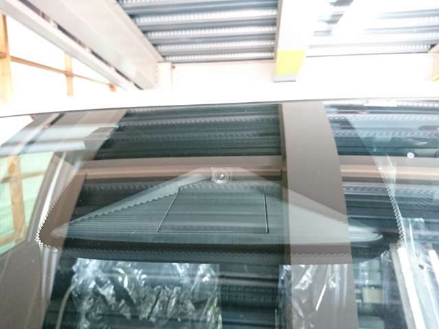 U00048399630_38_002.jpg