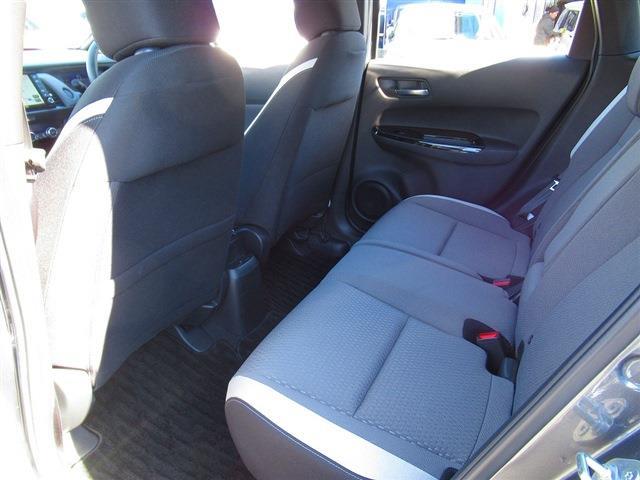 UJ0048104419_35_001.jpg