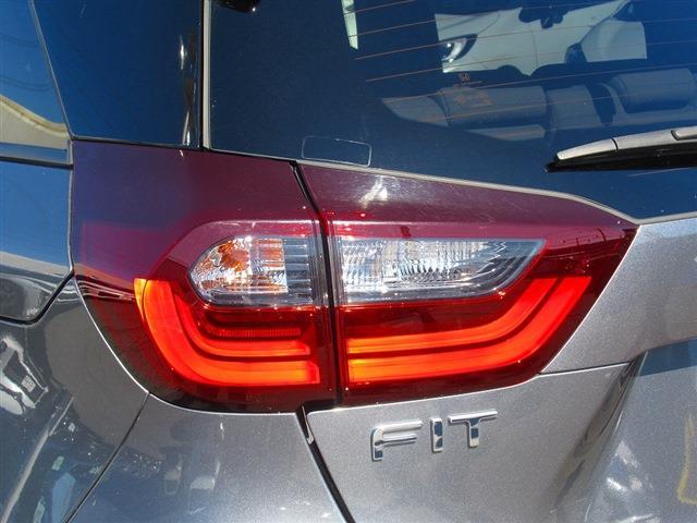 UJ0048104419_49_001.jpg
