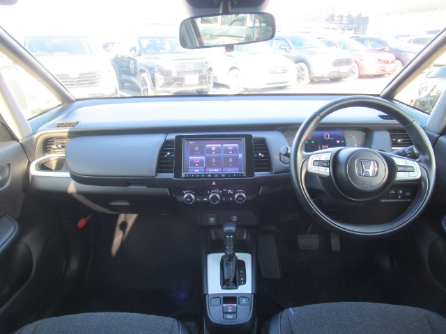 UZ0048368289_13_001.jpg