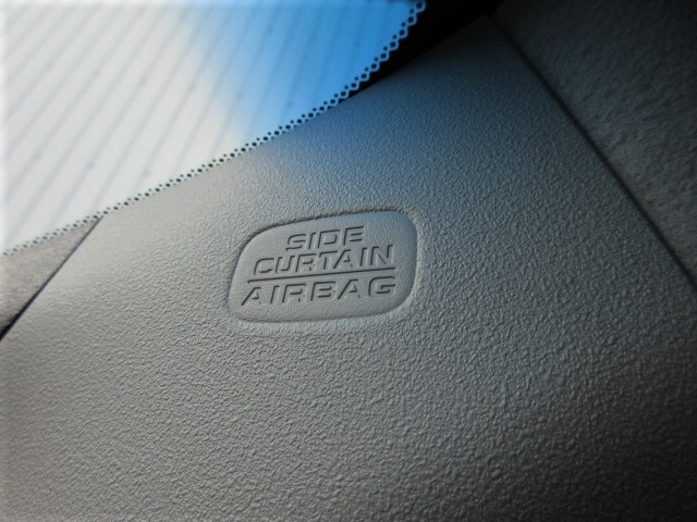 UZ0048306258_50_001.jpg