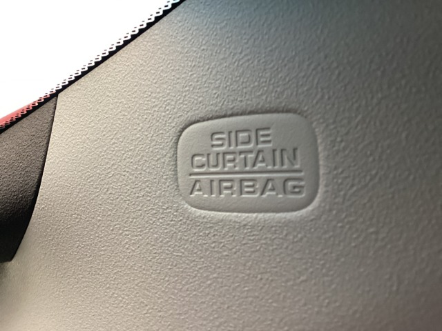 UZ0047363060_38_001.jpg