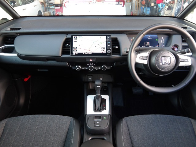 UZ0047456348_12_001.jpg