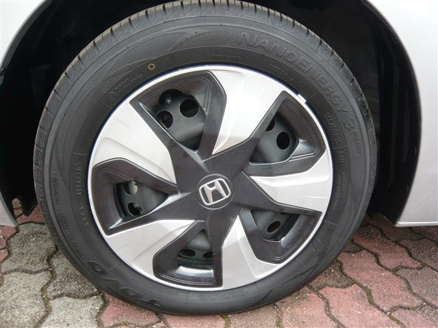 UJ0047803481_36_002.jpg
