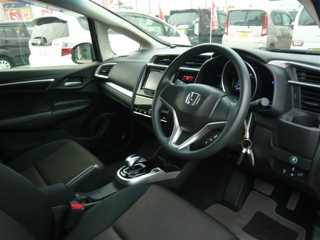 UJ0047803481_38_002.jpg