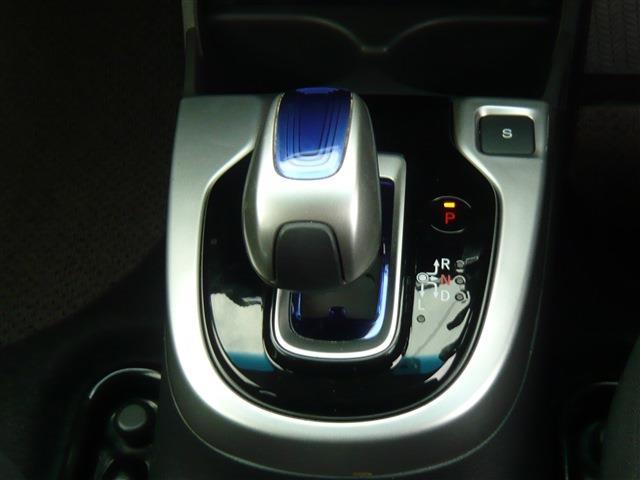 UJ0047803481_8_002.jpg