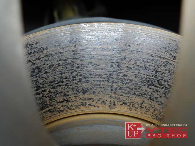 UJ0046556915_76_002.jpg