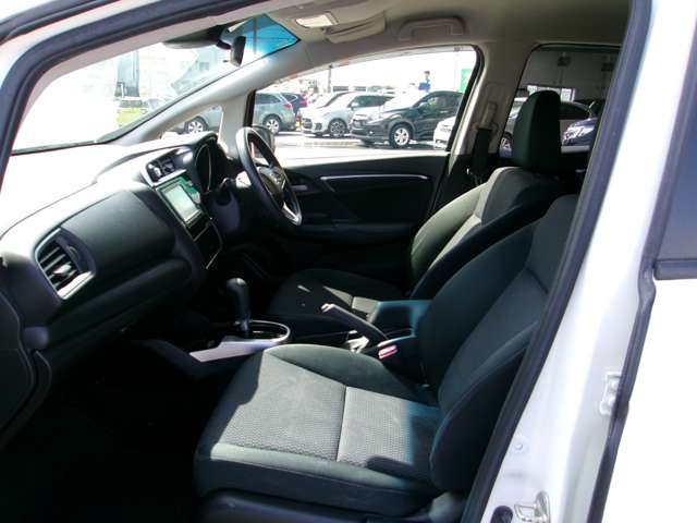 U00048303843_32_001.jpg